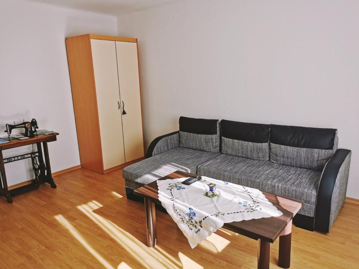 Apartma Rekar - A House, Where You Can Relax In The Embrace Of Nature ゴレンスカ地方 エクステリア 写真